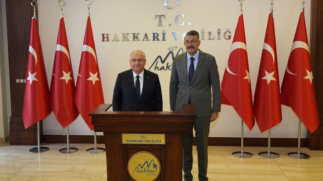 Bakan Güler, Hakkari'de (3)