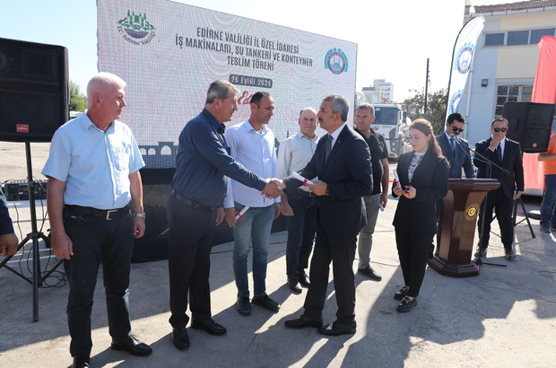 Edirne'de orman köylerine yangına erken müdahale için su tankeri dağıtıldı