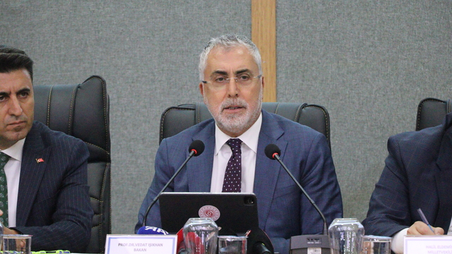 Bakan Işıkhan: AK Parti, seçimden seçime vatandaşı hatırlayan bir parti olmadı (2)