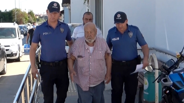 Adana'da otomobiliyle çarptığı yayanın ölümüne neden olan sürücü tutuklandı
