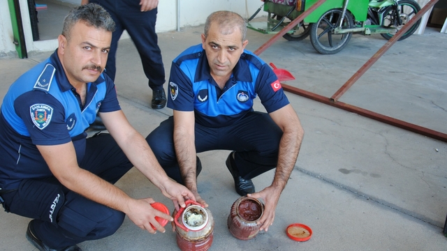 Şanlıurfa'da tarihi geçmiş ve bozulmuş ürünlere el konuldu
