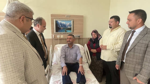 Niğde'de kornea nakli yapılan hasta sağlığına kavuştu