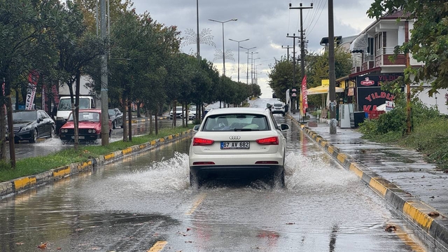Sakarya'da sağanak etkili oldu