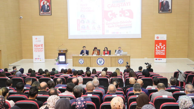 Bayburt'ta "Kent Vizyon Panelleri: Bayburt"