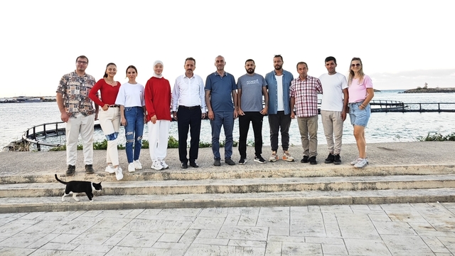 Sosyal medya içerik üreticileri Yakakent'in turistik yerlerini gezdi