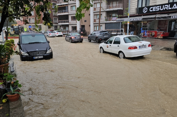 Zonguldak Valisi: Geçmiş taşkınlarda, iş yerini veya konutunu su basanlar buraları terk etsin