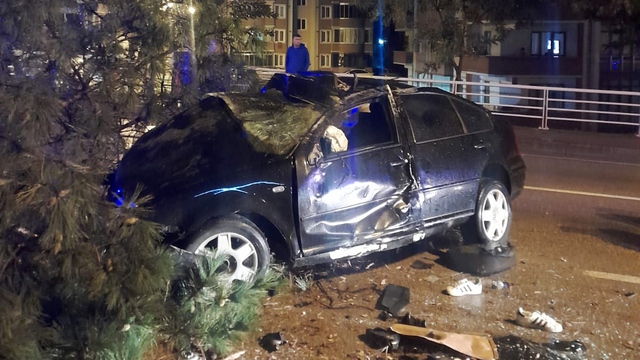 Karabük'te devrilen otomobilin sürücüsü yaralandı
