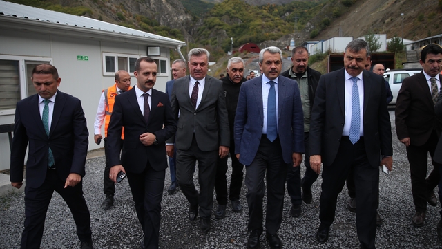 Kırık Tüneli'ndeki çalışmalar devam ediyor