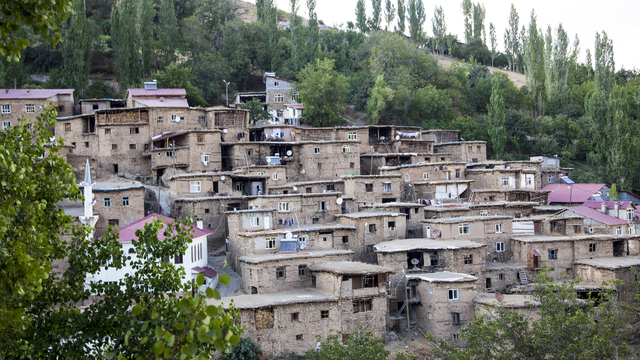 Fotoğraf tutkunları Bitlis'teki taş evleri görüntüledi