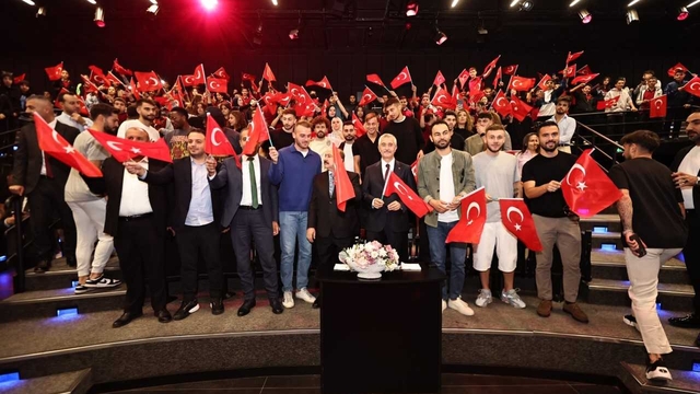 Gaziantepli öğrenciler Gaziantep FK'lı futbolcularla bir araya geldi