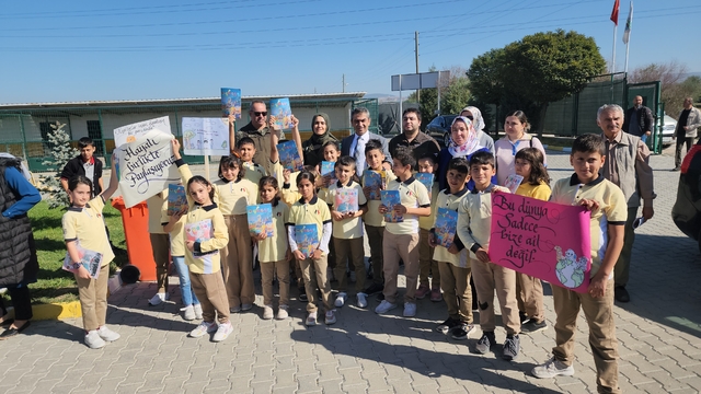 Amasya'da öğrencilerden hayvan bakım ve rehabilitasyon merkezine ziyaret