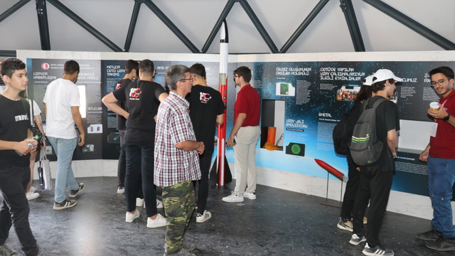 ODTÜ TEKNOFEST'te uzay ve teknolojiyi anlatıyor