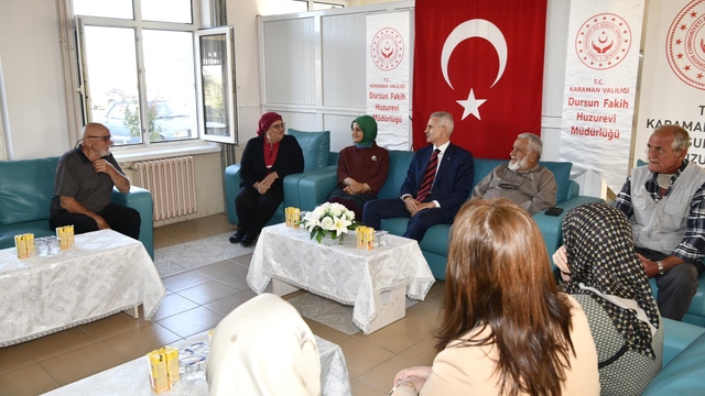Karaman Valisi Çiçekli, huzurevini ziyaret etti