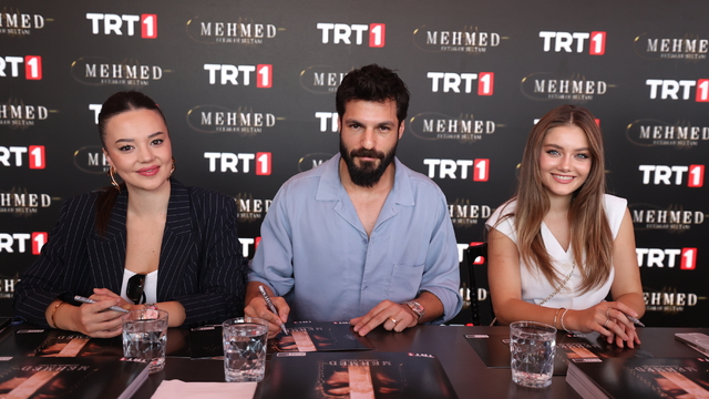 "Mehmed: Fetihler Sultanı" dizisinin oyuncuları TEKNOFEST Adana'ya katıldı