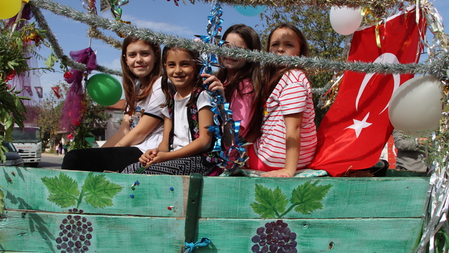Kırklareli'nde "Kızılcıkdere 4. Bağ Bozumu" etkinliği yapıldı