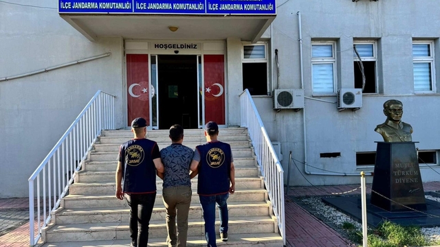 Diyarbakır'da 18 yıl 11 ay kesinleşmiş hapis cezası bulunan firari hükümlü yakalandı
