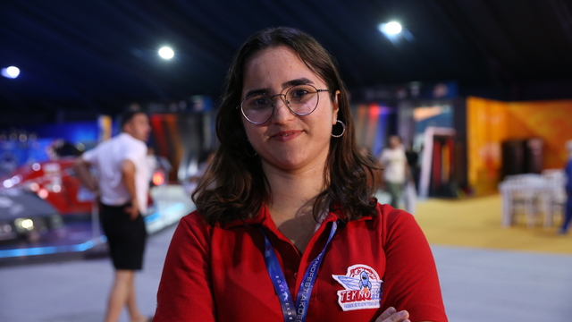 Liselilerin tekstil fabrikalarındaki atık suları kullanılabilir hale getirme projesine TEKNOFEST'te ödül