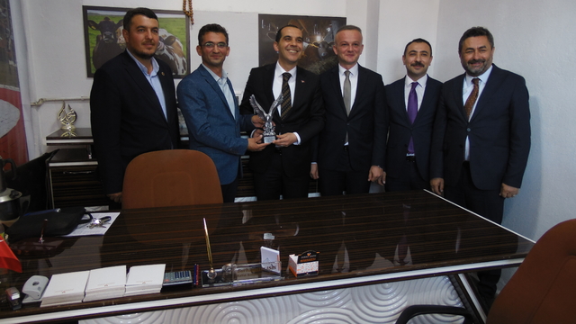 Çankırı Valisi Taşolar'a, Kalfat fahri hemşehrilik beratı verildi