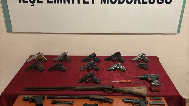 Gaziantep'te ruhsatsız tabanca ve tüfek bulunduran 3 zanlı yakalandı