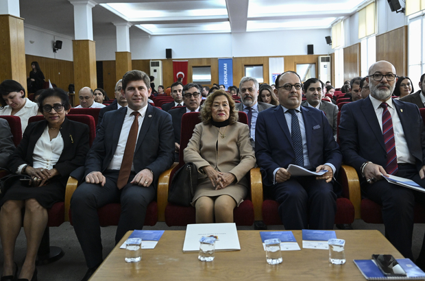 Ankara'da "Deniz Anlaşmazlıklarının Barışçıl Yollarla Çözümüne İlişkin Bölgesel Deneyimler" konferansı yapıldı