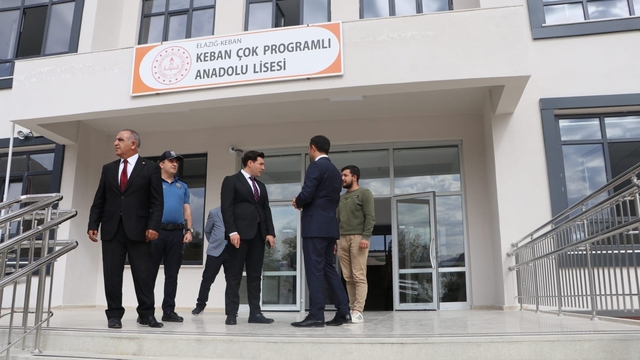 Keban'da depremde ağır hasar gören ve yıkımı yapılan okulun yerine yenisi inşa edildi