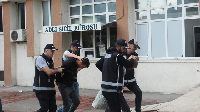Fındık ürünleri mağazası kurşunlandı; 2 tutuklama