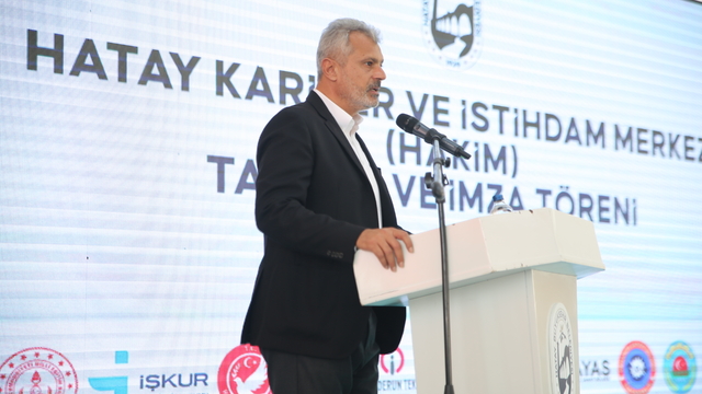 Hatay'da depremzedelere istihdam sağlaması hedeflenen merkez tanıtıldı