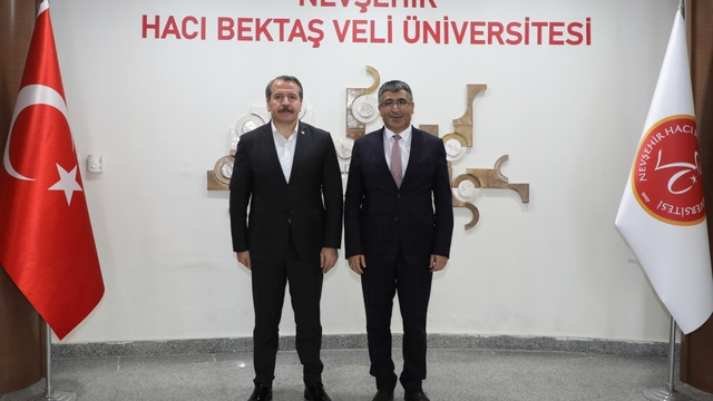 Memur-Sen Genel Başkanı Yalçın, NEVÜ'yü ziyaret etti