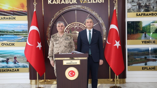 Jandarma Genel Komutanı Orgeneral Ali Çardakcı, Karabük Valiliğini ziyaret etti
