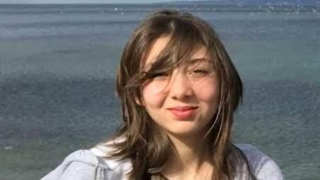 Ehliyetsiz sürücünün kamyonetle çarptığı liseli Zeynep Nazlı, yaşam savaşı veriyor