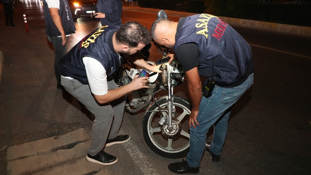 Mersin'de 16 motosiklet sürücüsüne para cezası kesildi
