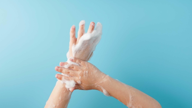 'Çocuklarda enfeksiyonlardan korunmanın en basit yolu el yıkamaktır'