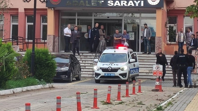 GÜNCELLEME - Samsun'da ayrıldığı kadını bıçaklayarak öldüren, kızını yaralayan zanlı tutuklandı