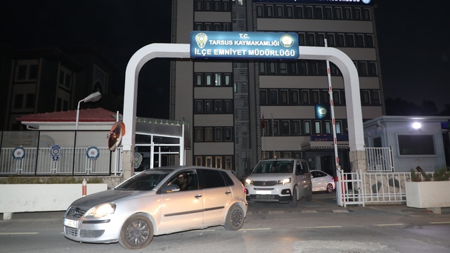 Mersin ve Şırnak'ta kaçakçılık operasyonunda 16 zanlı yakalandı
