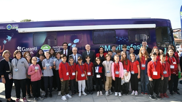 Mavi Nefes Projesi eğitim otobüsü Edirne'de öğrencilerle buluştu