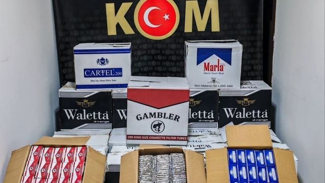 Bozüyük'te gümrük kaçağı 227 bin 460 adet makaron ele geçirildi