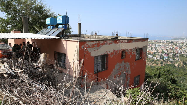 Hatay'da eşini tüfekle öldüren zanlı yakalandı