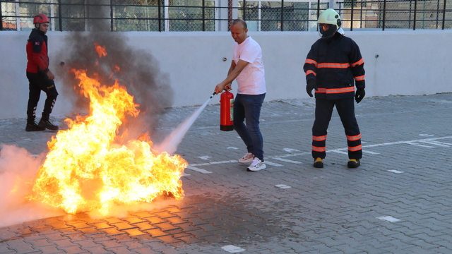 Çankırı'da deprem, yangın ve tahliye tatbikatı yapıldı