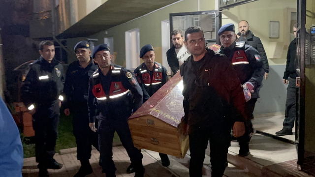 Kastamonu'da polis memuru, eşini tabancayla vurarak öldürdü