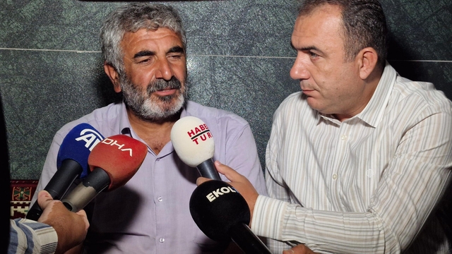 Van'da kaybolduktan 18 gün sonra cansız bedeni bulunan Rojin, Diyarbakır'da toprağa verildi (2)