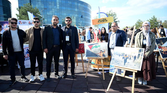 Trakya Üniversitesinde, İsrail'in Gazze'ye saldırılarını anlatan fotoğraf sergisi açıldı