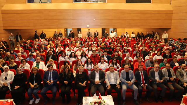 Amasya'da "Fark Yaratan Kadınlar, Fark Yaratan Adımlar" programı düzenlendi