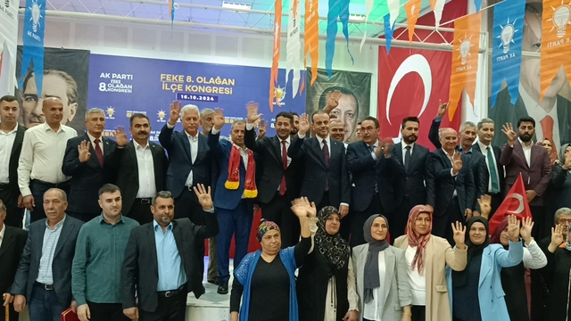 AK Parti Feke İlçe Başkanı yeniden Vahit Todil oldu