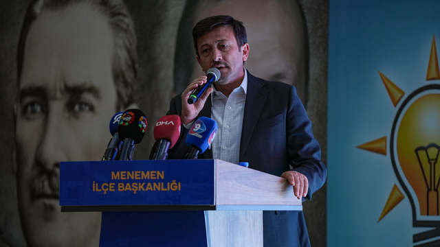 AK Parti'li Dağ, Menemen İlçe Kongresi'nde konuştu: