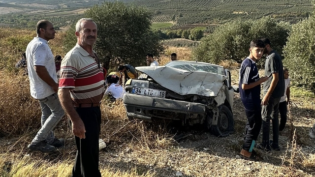 Hatay'da ki otomobilin karıştığı kazada 4 kişi yaralandı