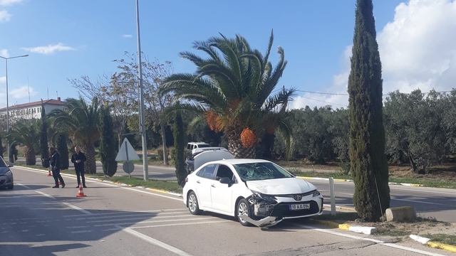 Balıkesir'de otomobille çarpışan motosikletin sürücüsü öldü