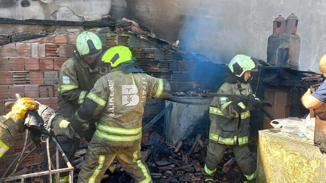 Balıkesir İtfaiyesi 10 ayda 7 bin 470 olaya müdahale etti