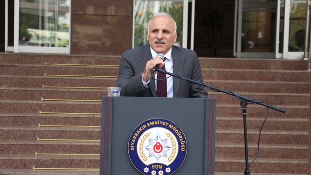 Vali Zorluoğlu: Diyarbakır'ı eski günlerde olduğu gibi karıştırmak isteyenler var