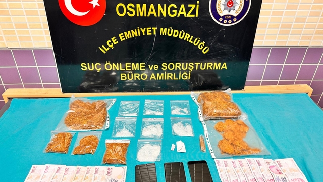 Bursa'da uyuşturucu operasyonunda yakalanan 4 şüpheli tutuklandı