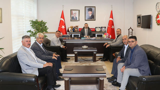 Muhtarlardan Havza Kaymakamı Ayvat ve Belediye Başkanı İkiz'e ziyaret